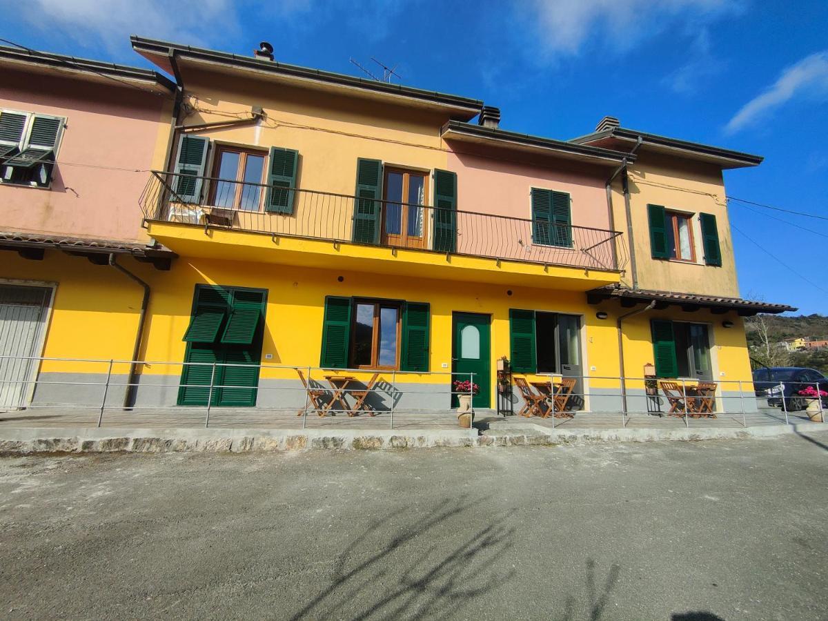 Il Giardino Dei Pavoni Hotel Soviore Exterior foto